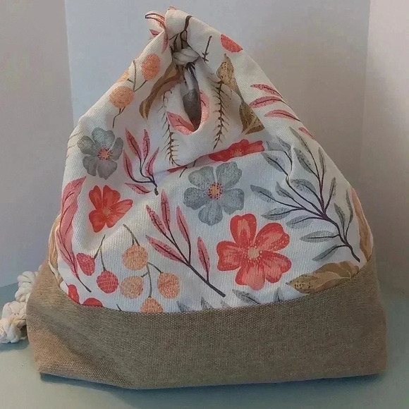 NWOT WITH LOVE FLORAL BLESSED HOBO BAG WITH ROPE HANDLES - Picture 5 of 11